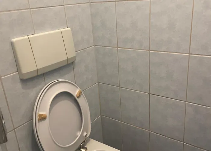 U6 Schoepfwerk 5 Homestay szállás *