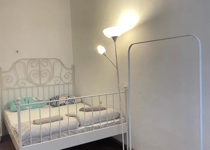 U6 Schoepfwerk 5 Homestay szállás *