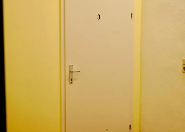 Homestay szállás U6 Schoepfwerk 5 *